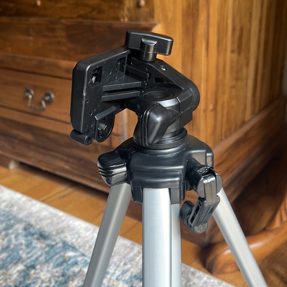 Digital Kodak Camera Tripod Level Extendable 53" Lightweight with Case - Picture 5 of 5